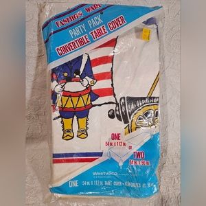 '76 Bicentennial Patriotic Paper Table Cloth